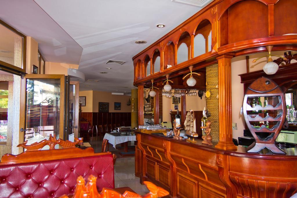 Hotel Manz 2 Pomorie Exterior foto